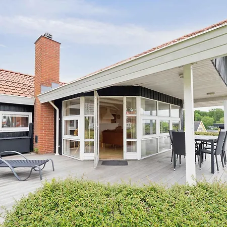 Feriehus Lovely Summer House With Sea View Haderslev