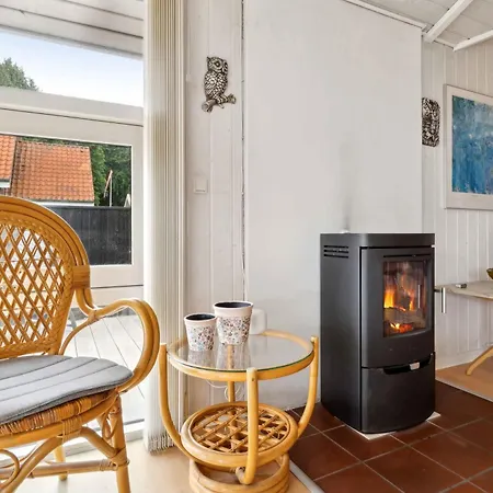 Lovely Summer House With Sea View *