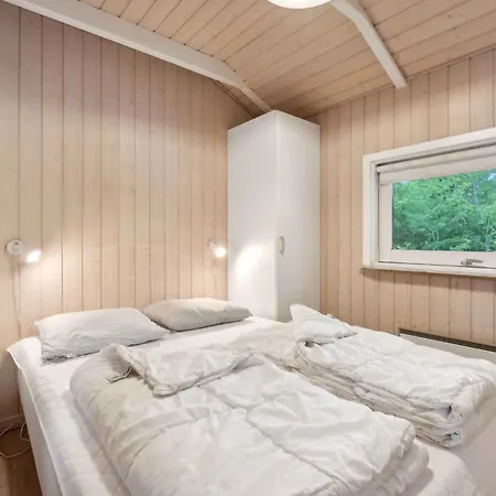 Дом отдыха Lovely Summer House With Sea View