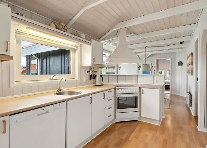 Feriehus Lovely Summer House With Sea View Haderslev