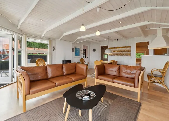 Lovely Summer House With Sea View * Haderslev