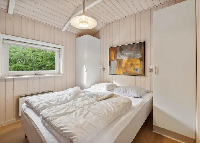 Lovely Summer House With Sea View Haderslev