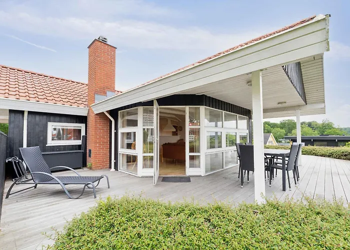 Feriehus Lovely Summer House With Sea View Haderslev