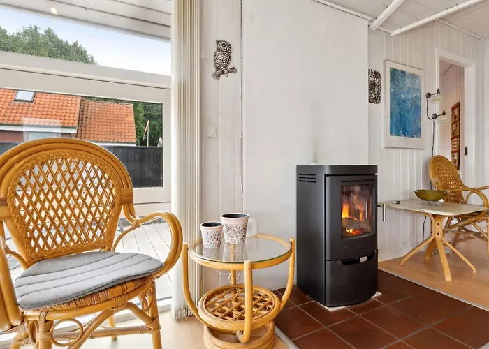 Lovely Summer House With Sea View *